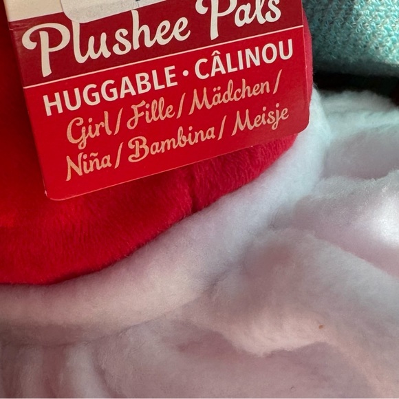 Large Elf on the Shelf Girl Plush Doll - Picture 4 of 4